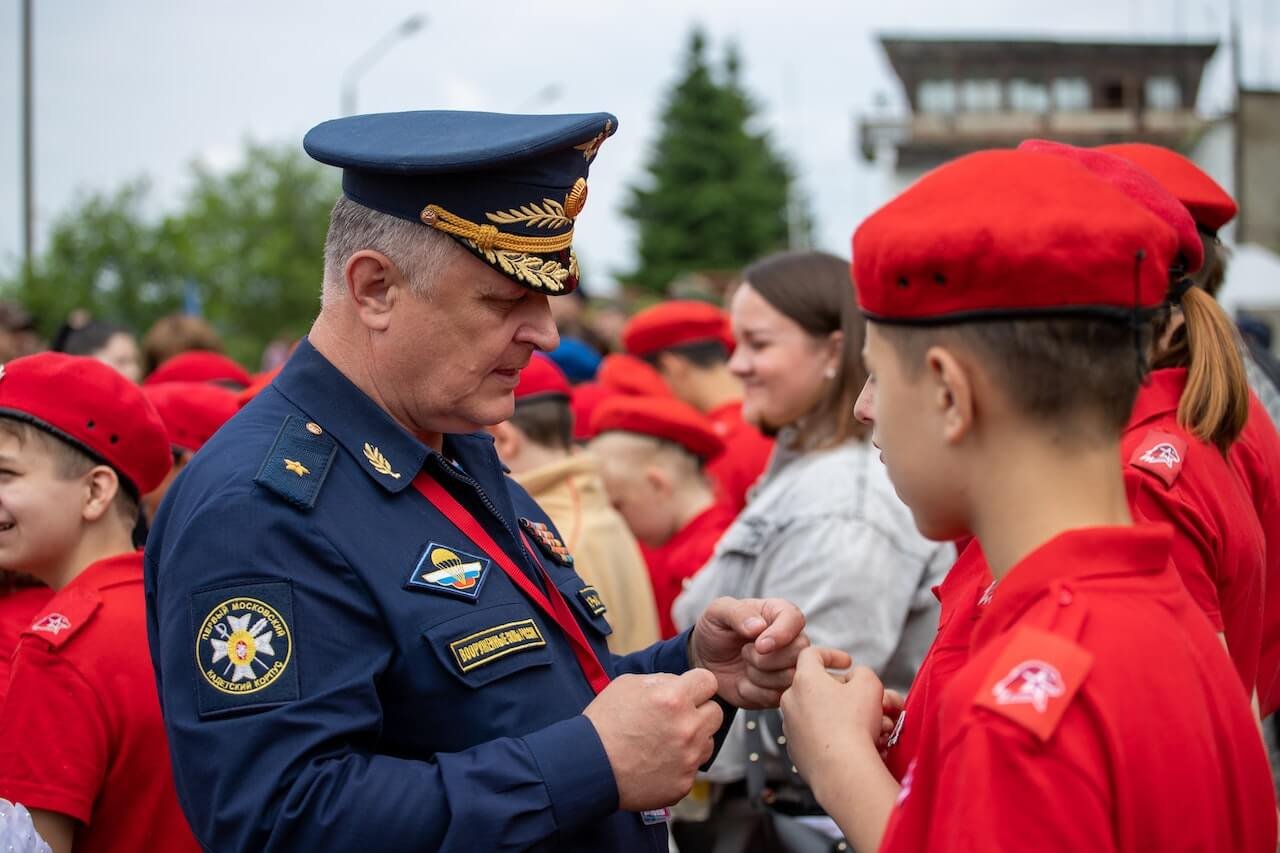 Concurso Público do Exército Brasileiro – EsPCEx 2023, oferece 440 vagas  para homens e mulheres - CPG Click Petroleo e Gas